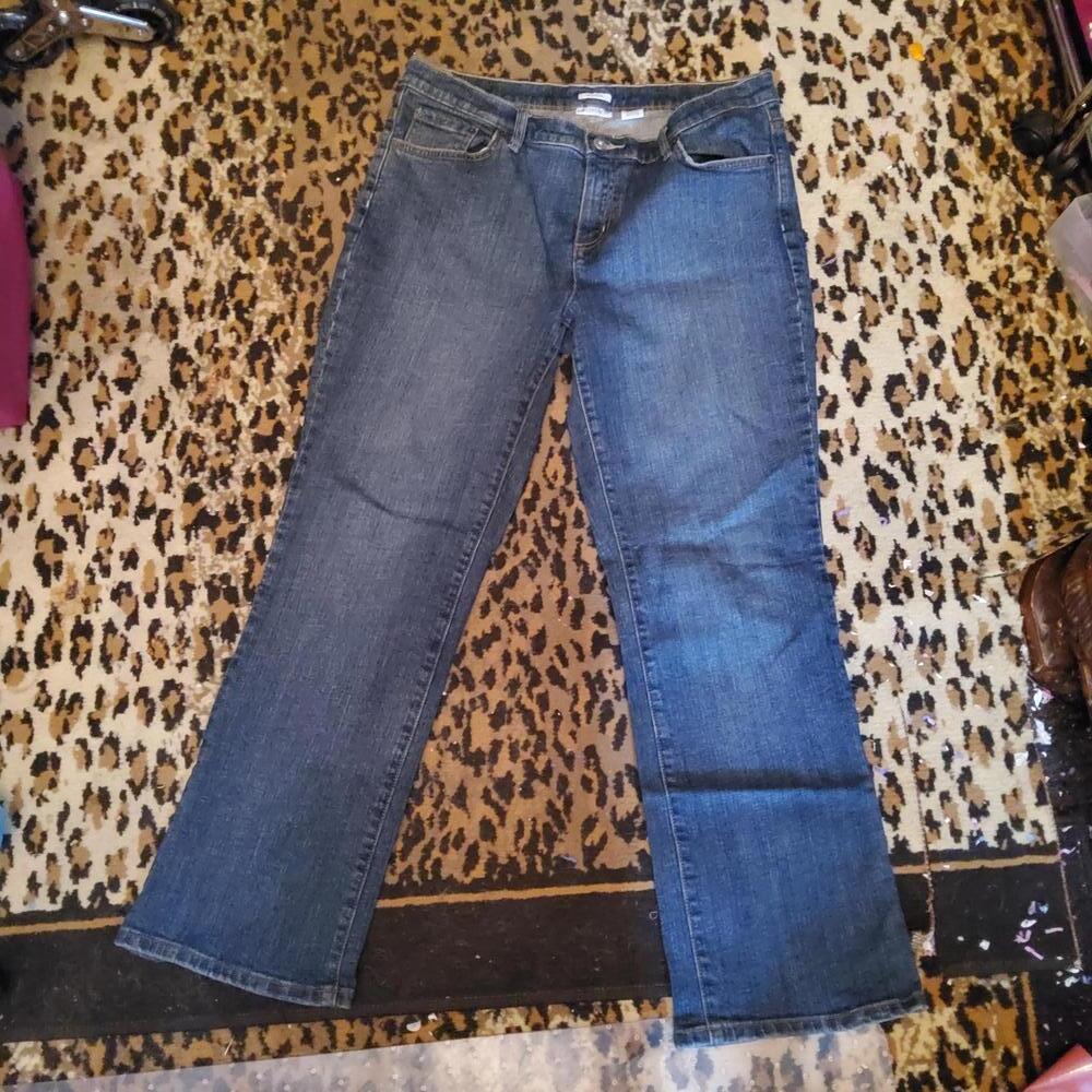 14 Liz Claiborne Jeans